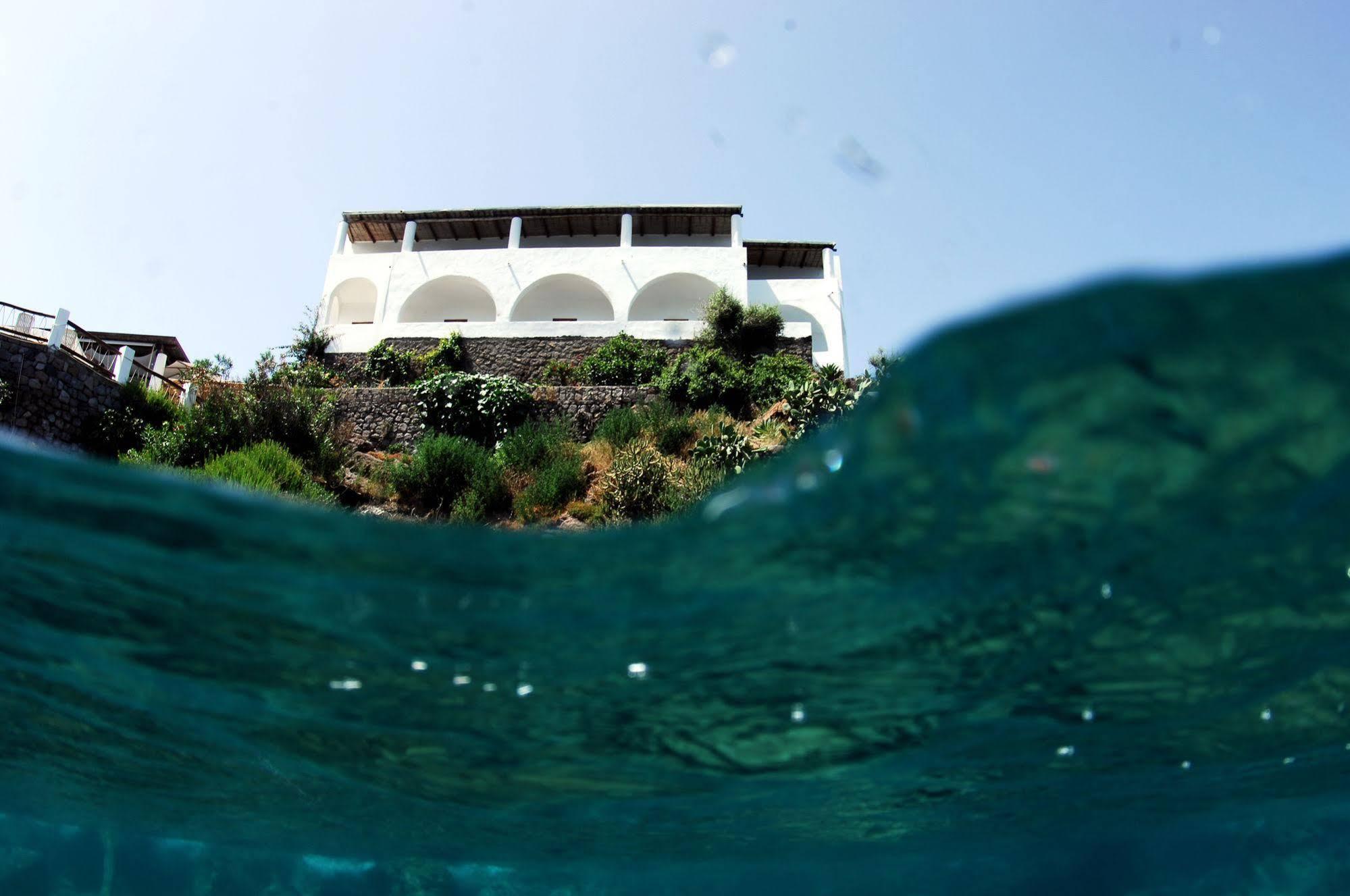 Hotel Cincotta Panarea Extérieur photo