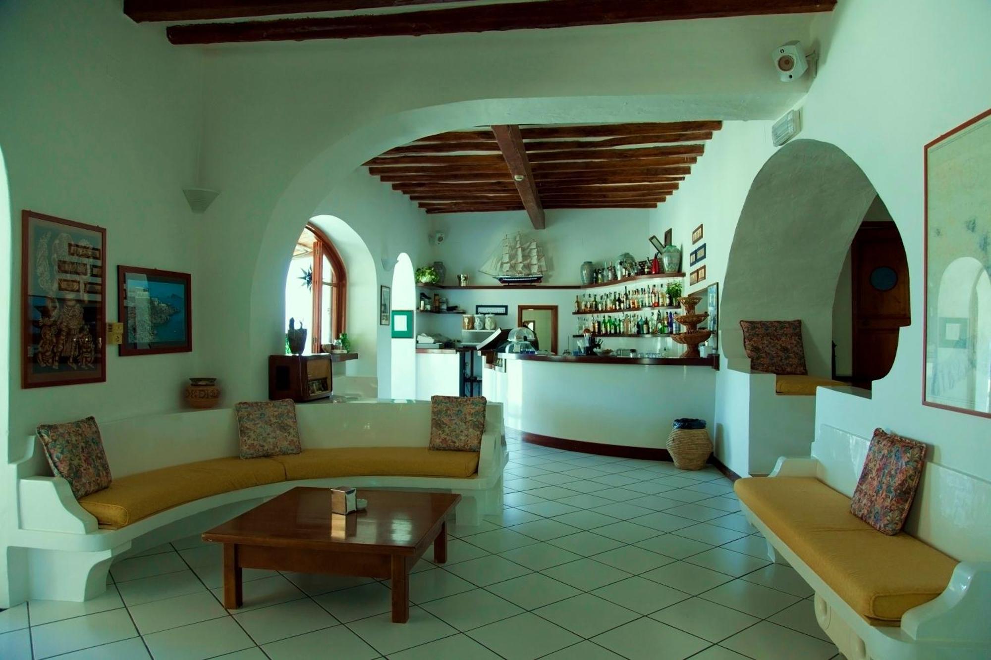 Hotel Cincotta Panarea Extérieur photo