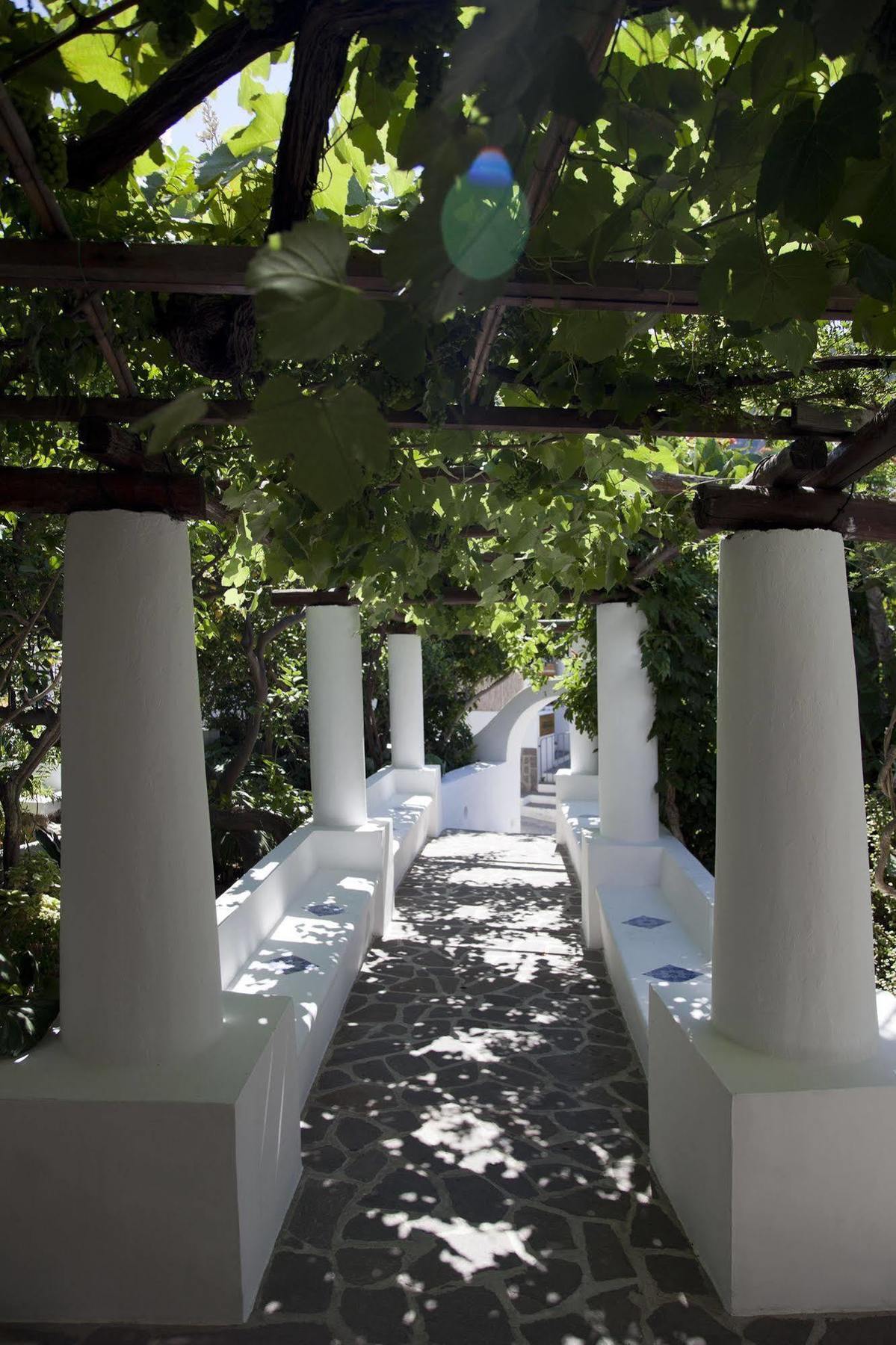 Hotel Cincotta Panarea Extérieur photo